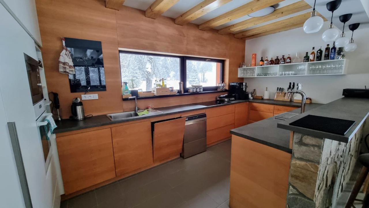 פריבילינה Villa Drosera S Wellnessom, Rackova Dolina V Zapadnych Tatrach מראה חיצוני תמונה