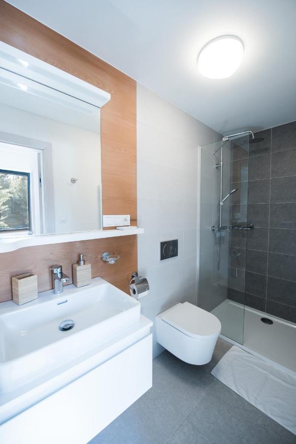 פריבילינה Villa Drosera S Wellnessom, Rackova Dolina V Zapadnych Tatrach מראה חיצוני תמונה